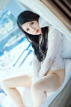 石田妮可 封面